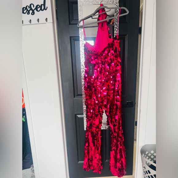 Classy sequins jumpsuit - Picture 3 of 5